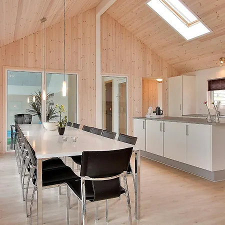 Luxury Retreat With Pool - By Traum Feriehus Tisvildeleje