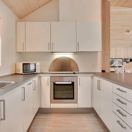 Luxury Retreat With Pool - By Traum Дом отдыха *