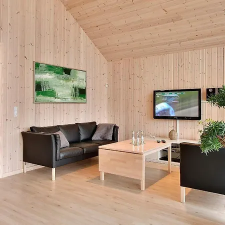 Luxury Retreat With Pool - By Traum Feriehus Tisvildeleje