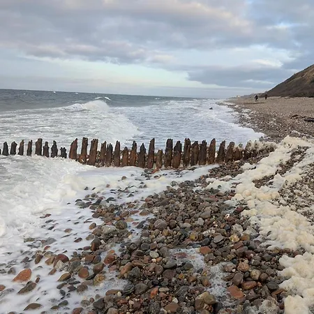 Дом отдыха Luxury Retreat With Pool - By Traum Тисвиллелайе